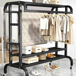 Étagère porte vêtements robuste