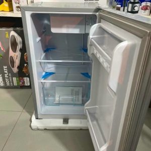Réfrigérateur 01 porte de 90 Litres ( new en carton )