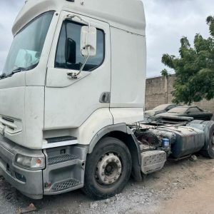 TRACTEUR RENAULT PREMIUM 420 DCI