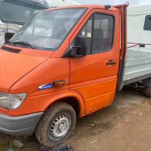 MERCEDES-BENZ SPRINTER 208D