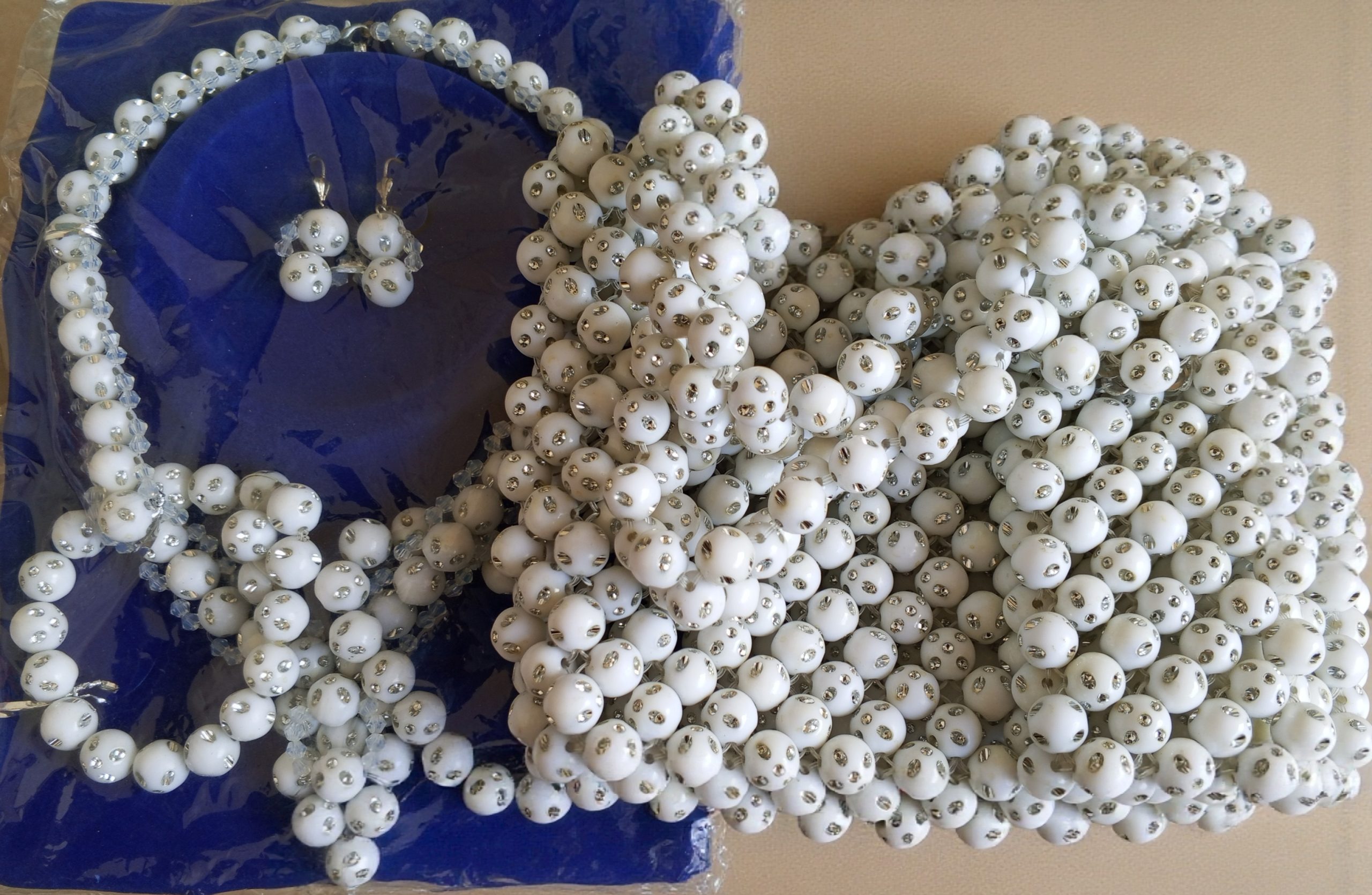Sac et Collier Perlé (Ensemble Complet)