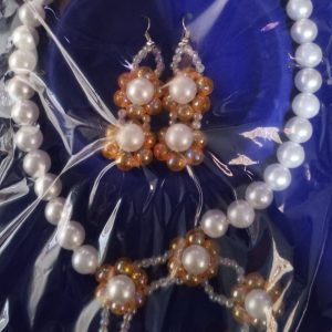 Ensemble de Collier Perlé