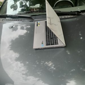 Lenovo ldeapad Core i3 ROM 1 TERRA HDD RAM 8 Go FRÉQUENCE 2.4 GHz AUTONOMIE 2H