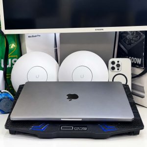 MacBook Pro 2023 M3*