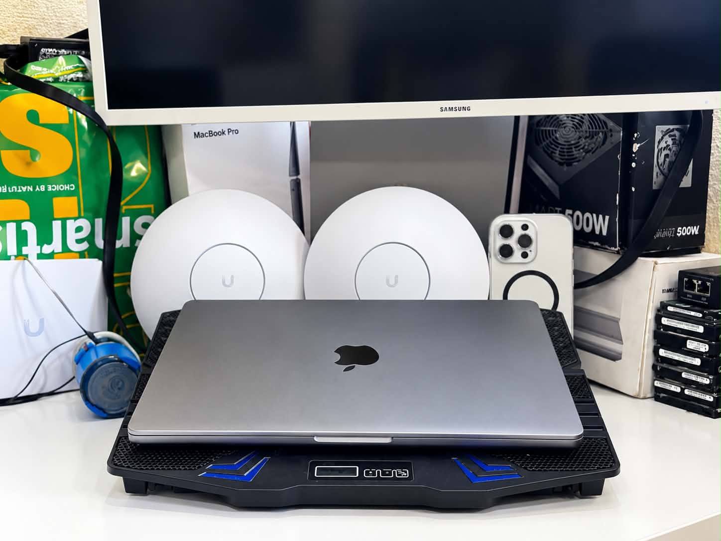 MacBook Pro 2023 M3*